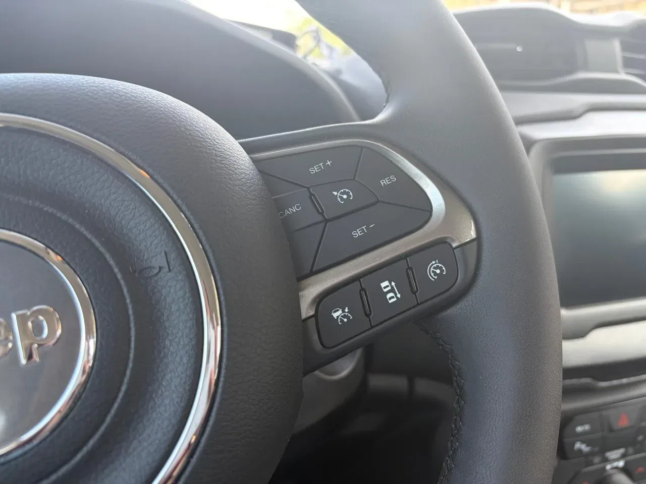 Jeep Renegade PROMO 1.6 mjt Limited 2wd 130cv foto 22
