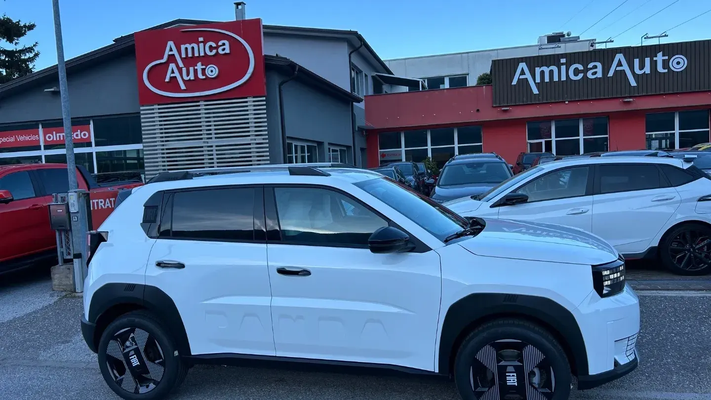Fiat Grande Panda 1.2 Hybrid 110 S&S La Prima