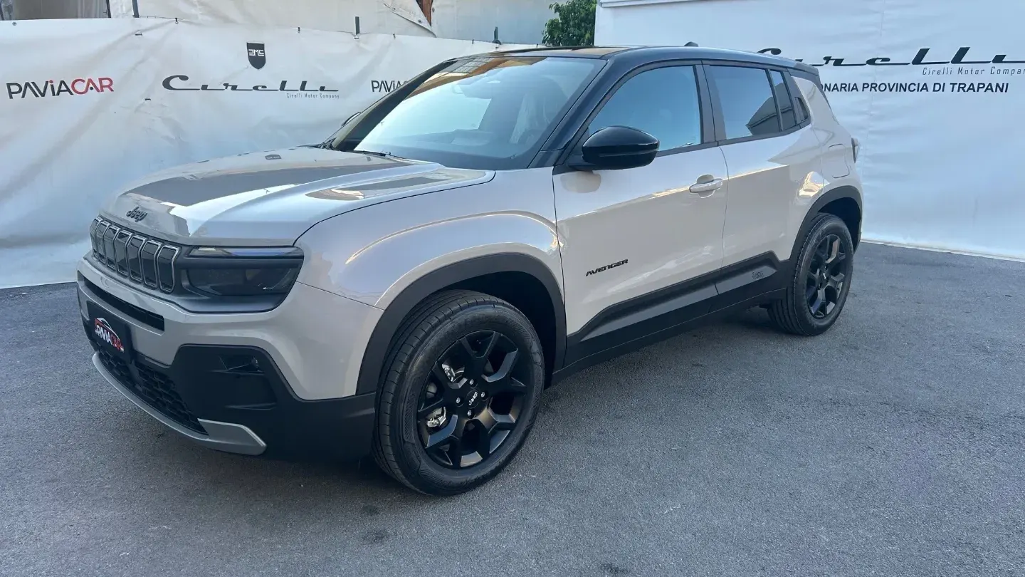 Jeep Avenger 1.2 Turbo 110CV e-Hybr. Summit KM/0