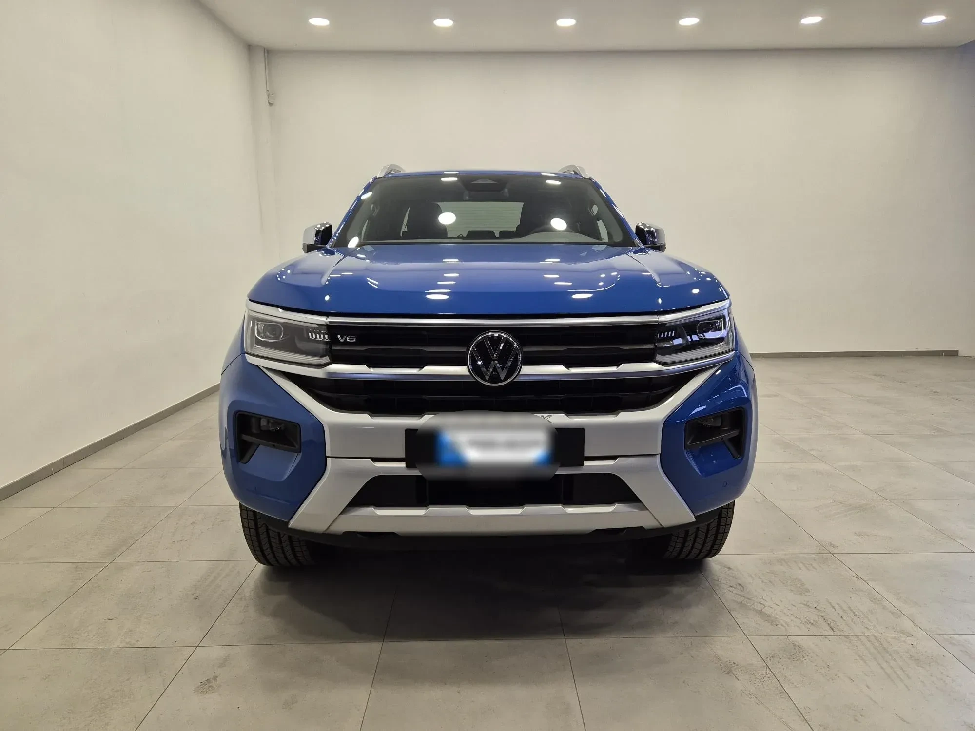 VOLKSWAGEN Amarok 3.0 V6 TDI 241CV 4MOTION aut. Aventura foto 2