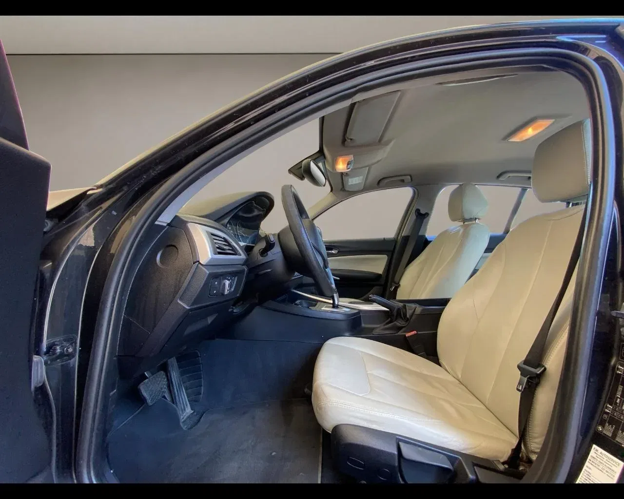 BMW 116 d 5p. Sport foto 9
