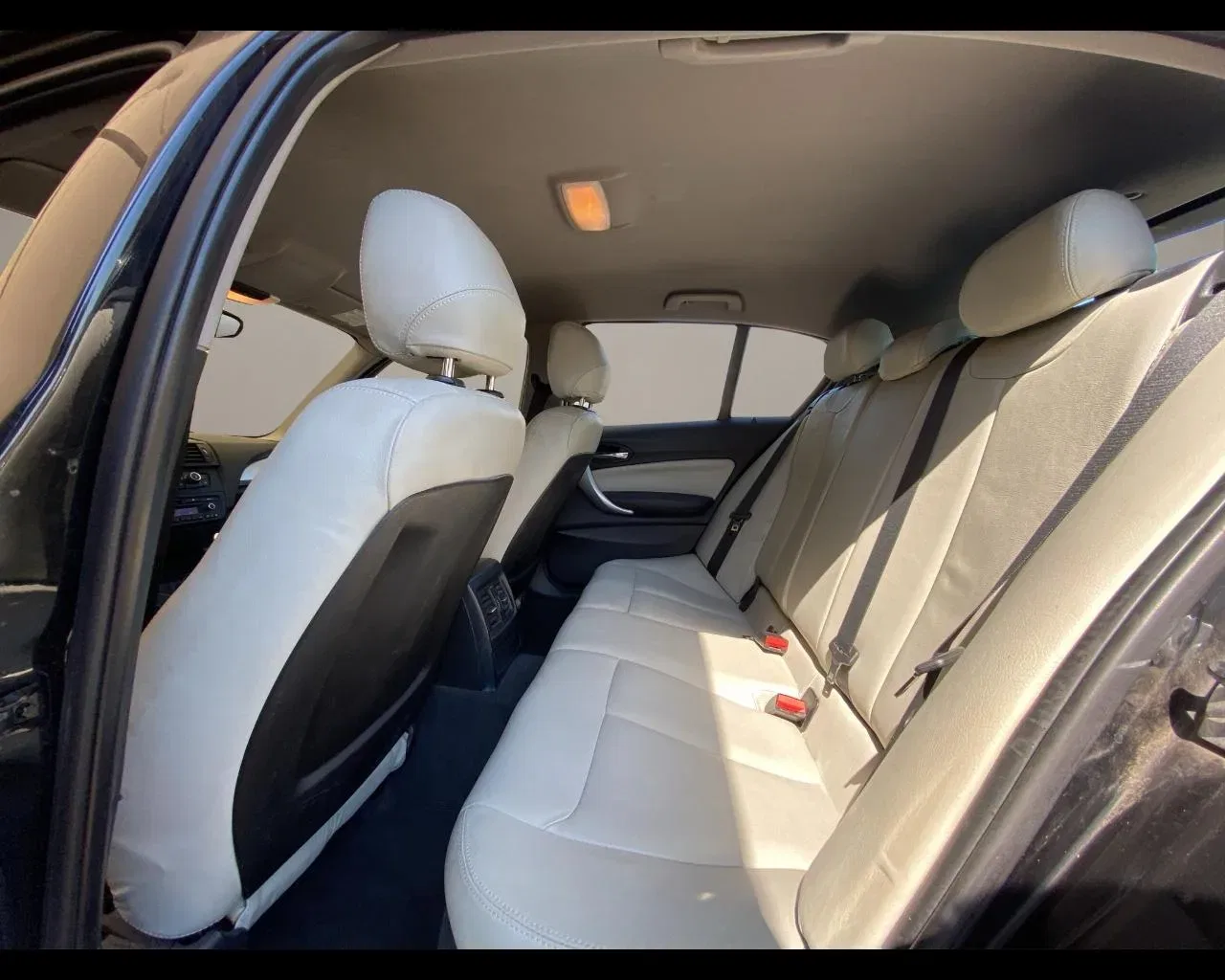 BMW 116 d 5p. Sport foto 16