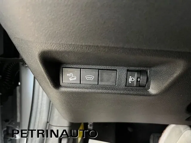 JEEP Avenger 1.2 Turbo MHEV DCT Longitude+Pack Winter Nazionale foto 10