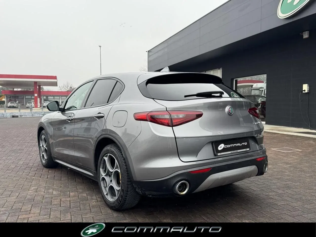 Alfa Romeo Stelvio 2.2 Turbodiesel 190 CV AT8 RWD Business foto 4