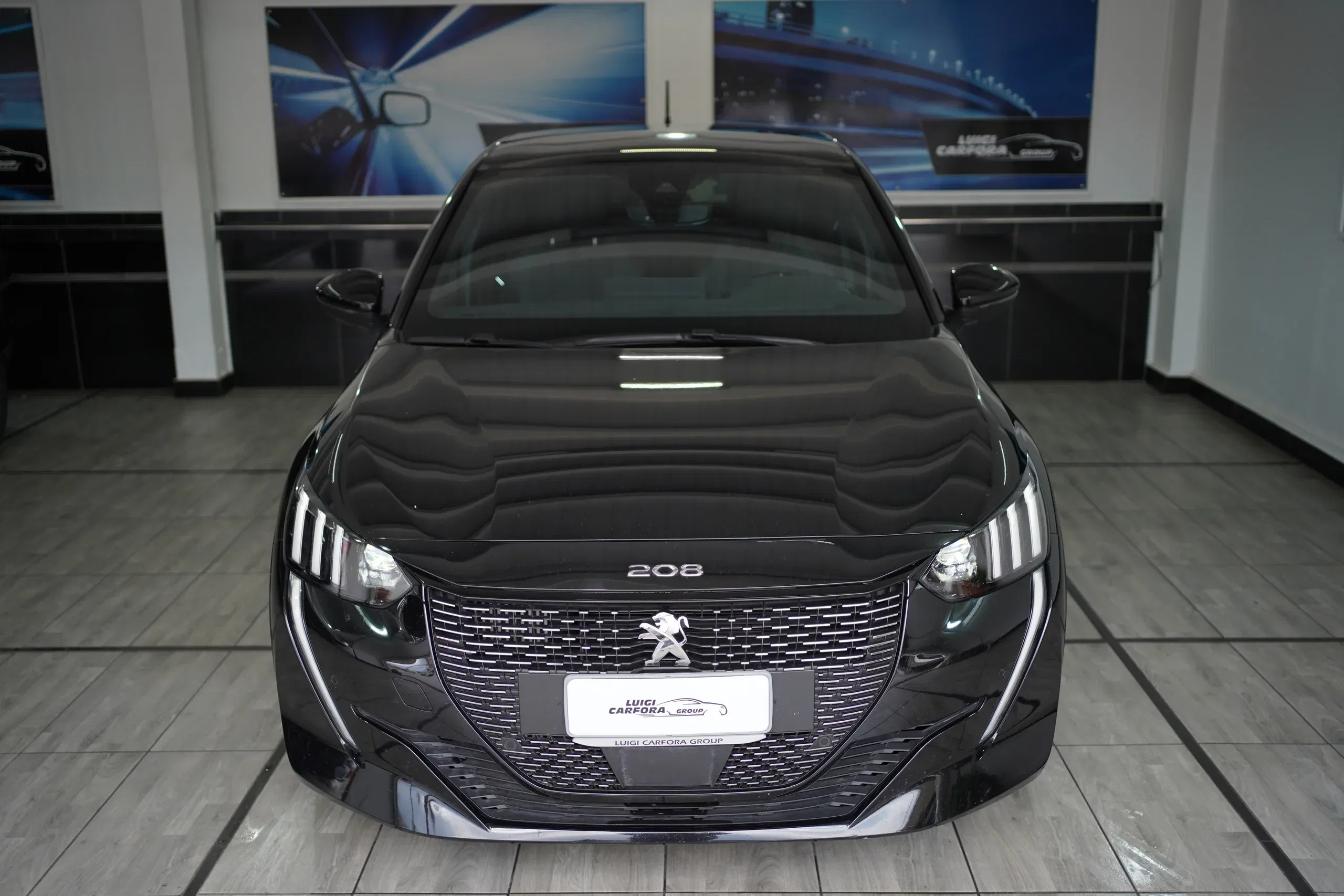 Peugeot 208 PureTech 100 GT + tetto panoramico foto 2