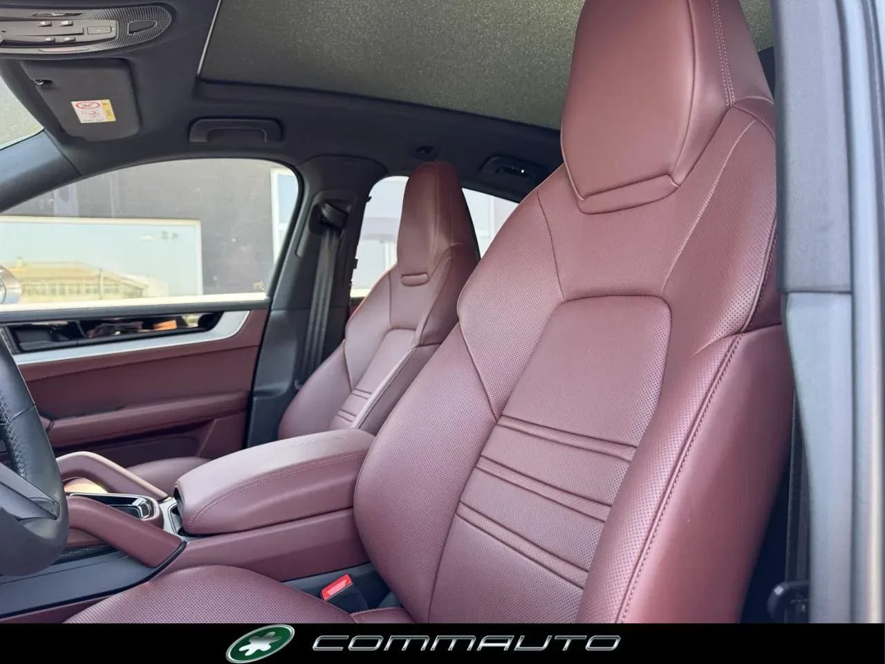 Porsche Cayenne Coupé 3.0 V6 E-Hybrid foto 13