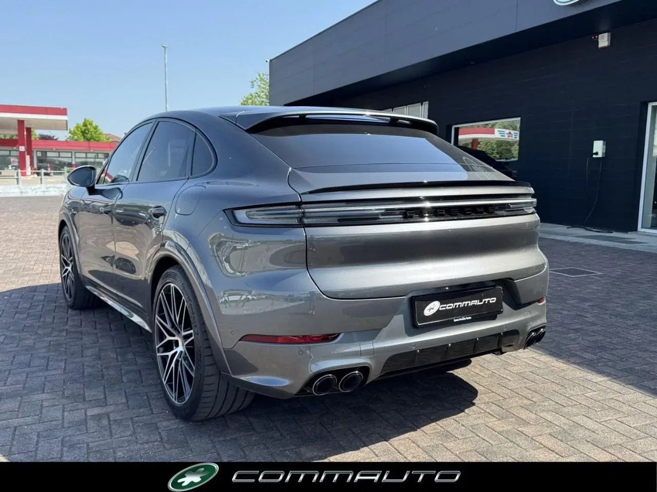 Porsche Cayenne Coupé 3.0 V6 E-Hybrid foto 6