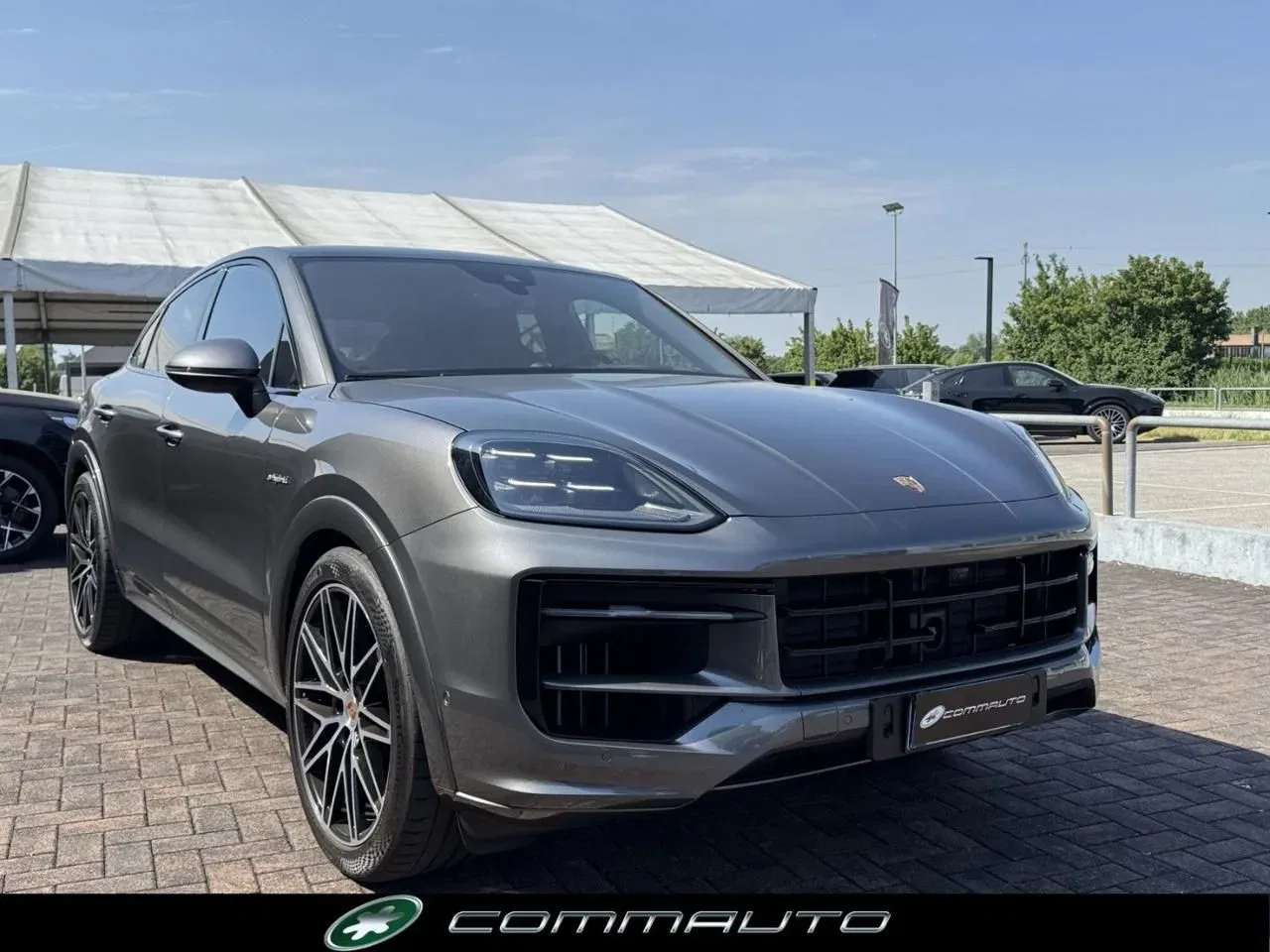 Porsche Cayenne Coupé 3.0 V6 E-Hybrid foto 3