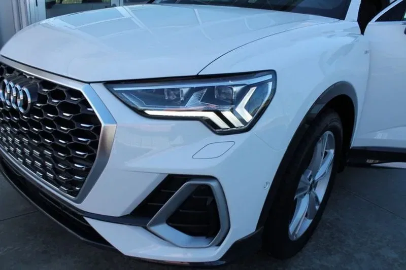 Audi Q3 SPB 35 TDI S tronic S line edition foto 32
