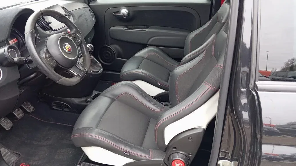 Abarth 695 *PROMO*1.4 esseesse t-jet 180cv foto 9