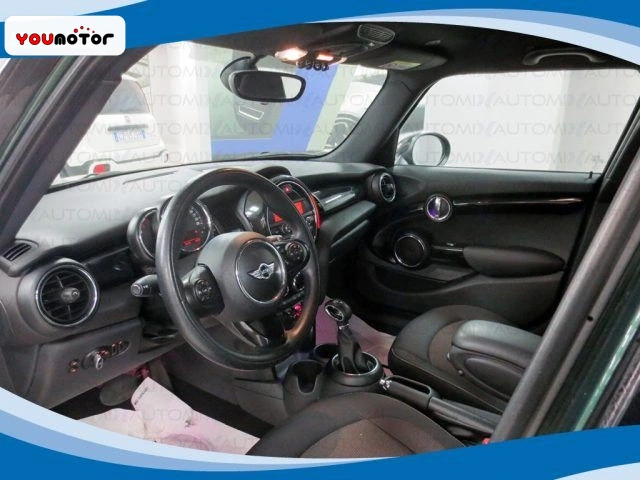MINI Cooper D 1.5 115 CV 5 Porte AUT EU6 foto 3