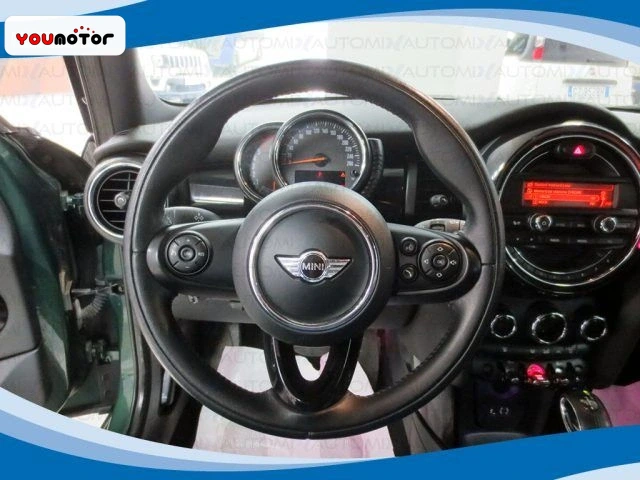 MINI Cooper D 1.5 115 CV 5 Porte AUT EU6 foto 4