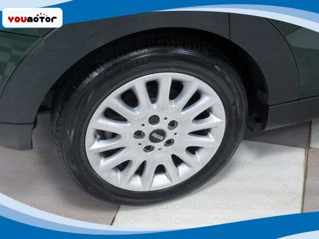 MINI Cooper D 1.5 115 CV 5 Porte AUT EU6 foto 17