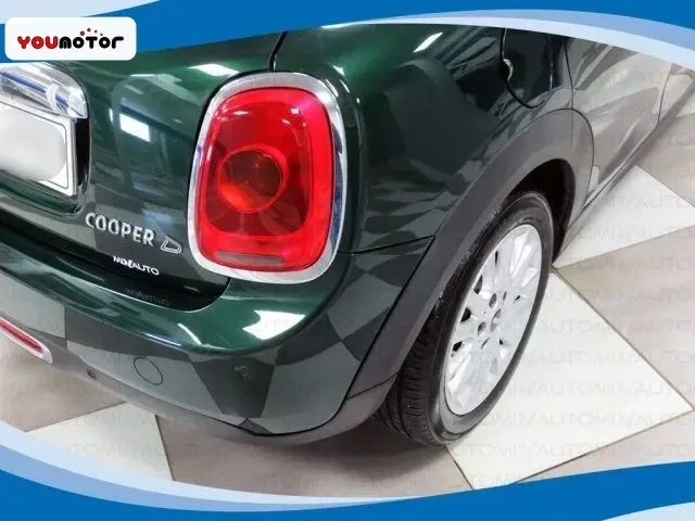 MINI Cooper D 1.5 115 CV 5 Porte AUT EU6 foto 14