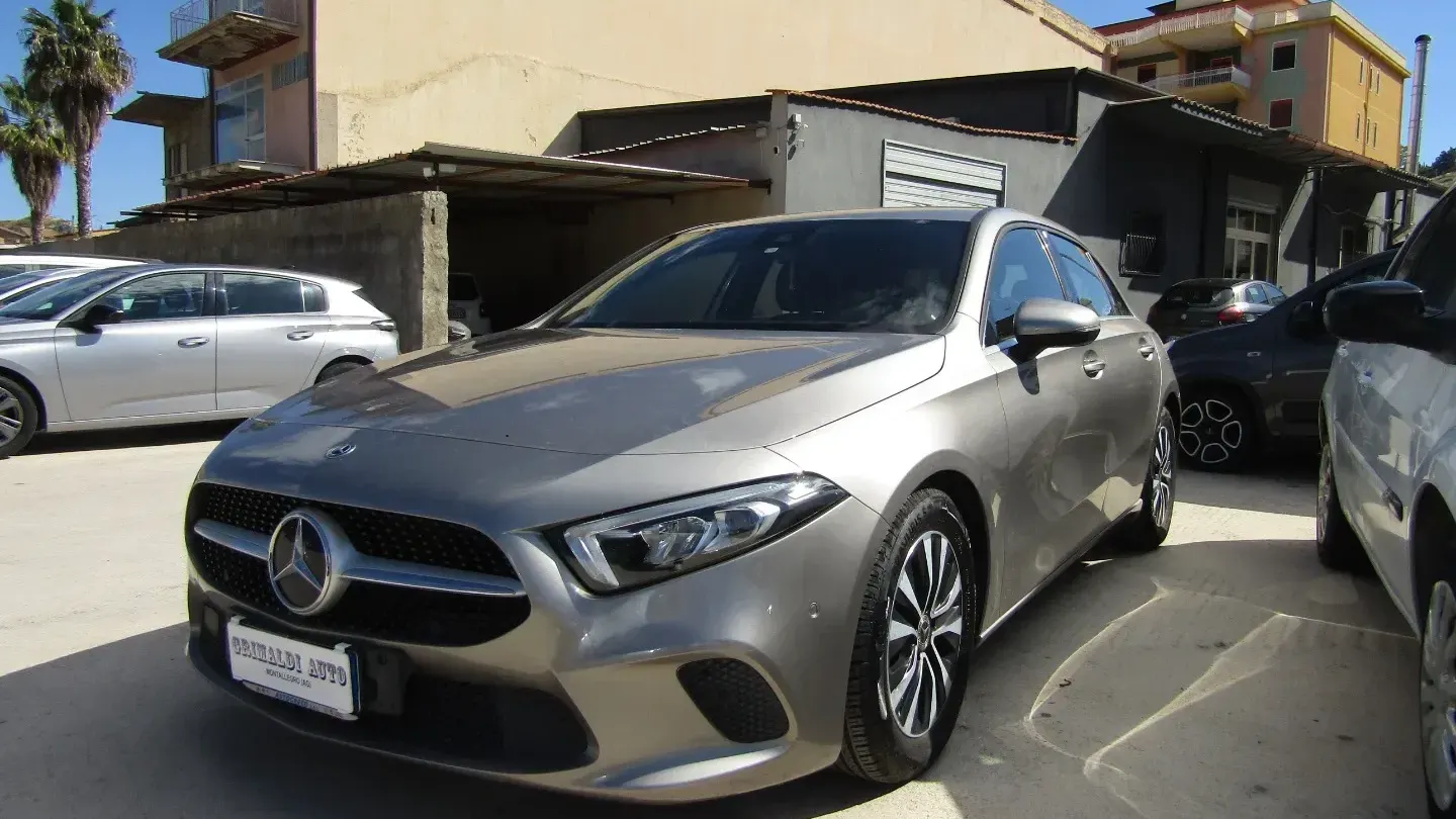 Mercedes-Benz A 180 d Premium
