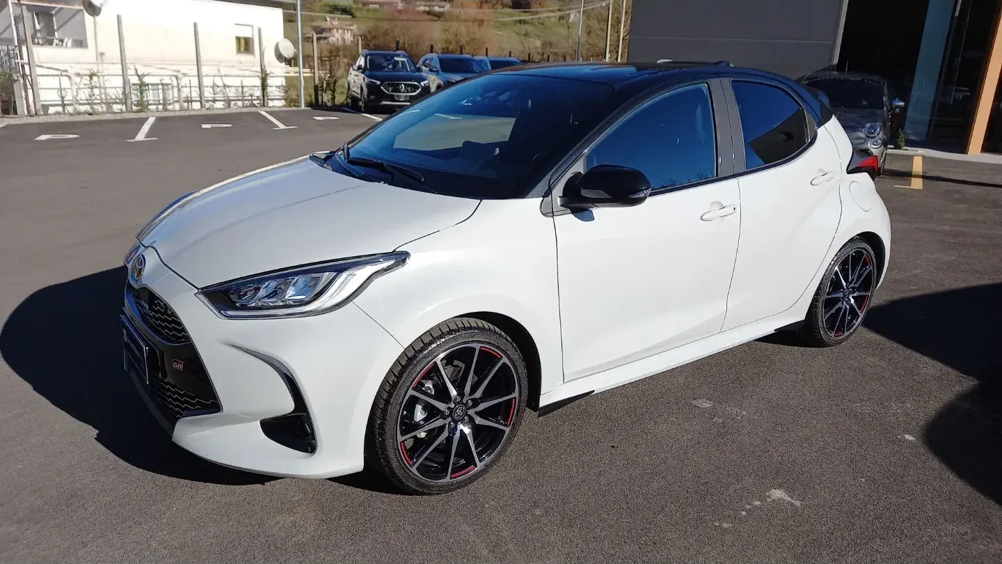 Toyota Yaris 1.5 Hybrid 5p. GR Sport