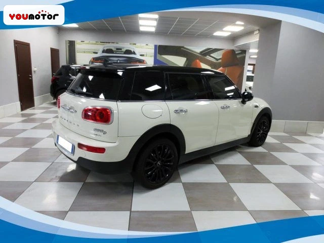 MINI Cooper D Clubman 2.0 150 CV AUT EU6B DPF foto 2