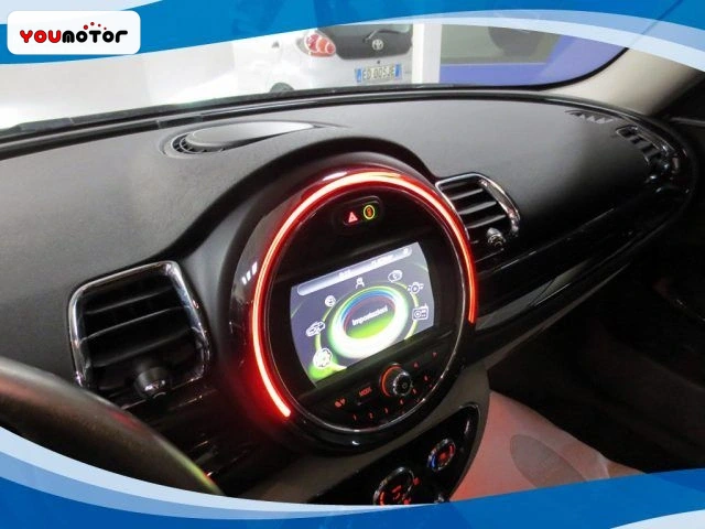 MINI Cooper D Clubman 2.0 150 CV AUT EU6B DPF foto 5