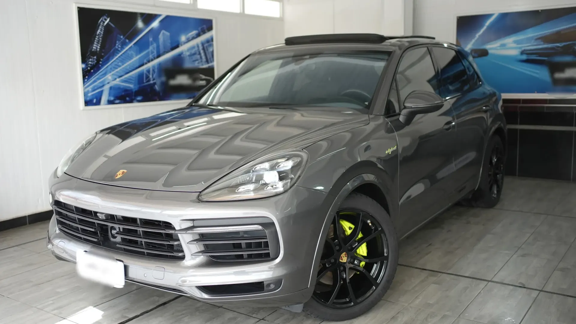 Porsche Cayenne 3.0 V6 E-Hybrid + Tetto apribile