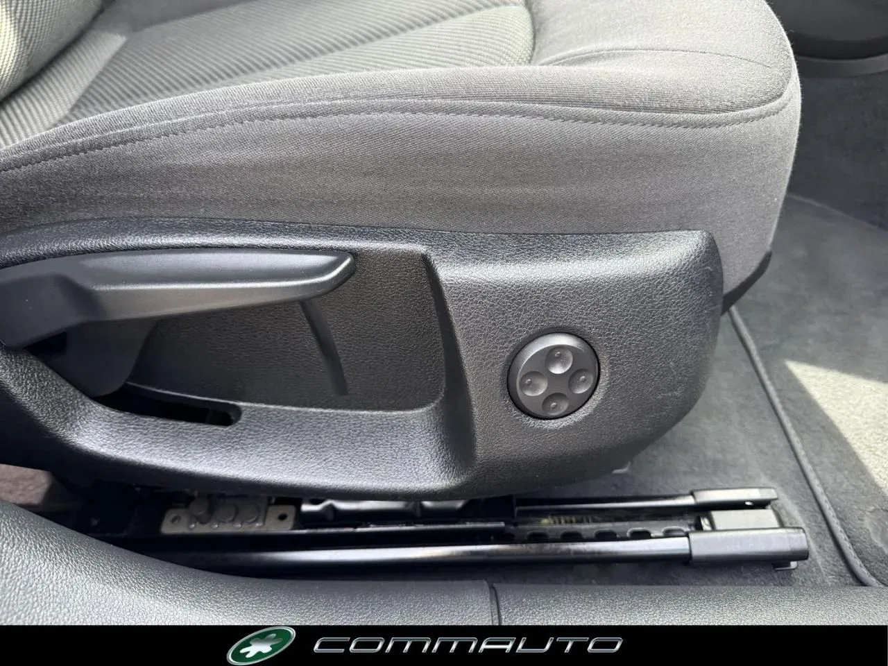 Audi A6 Avant 2.0 TDI ultra S tronic Business foto 31