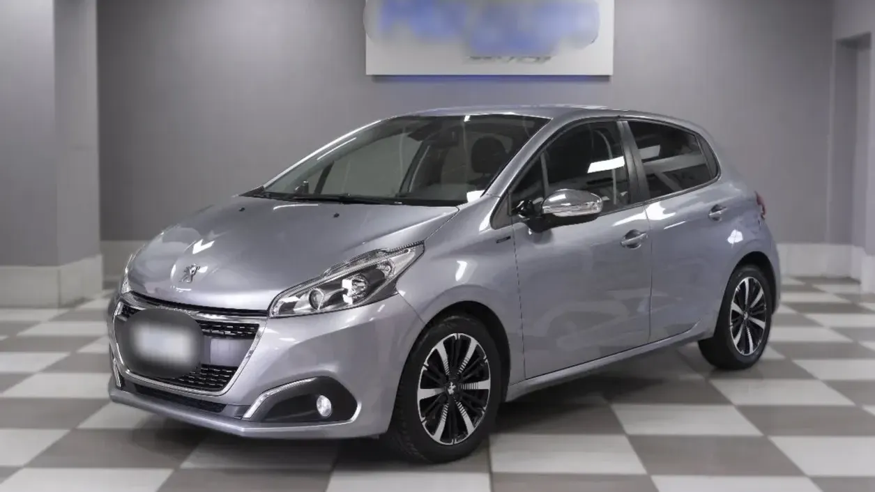 Peugeot 208 1.5 BlueHDI Signature 5 Porte S&S 100CV