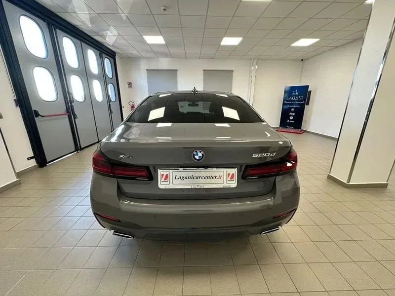 BMW 520 d 48V Msport XDrive foto 5