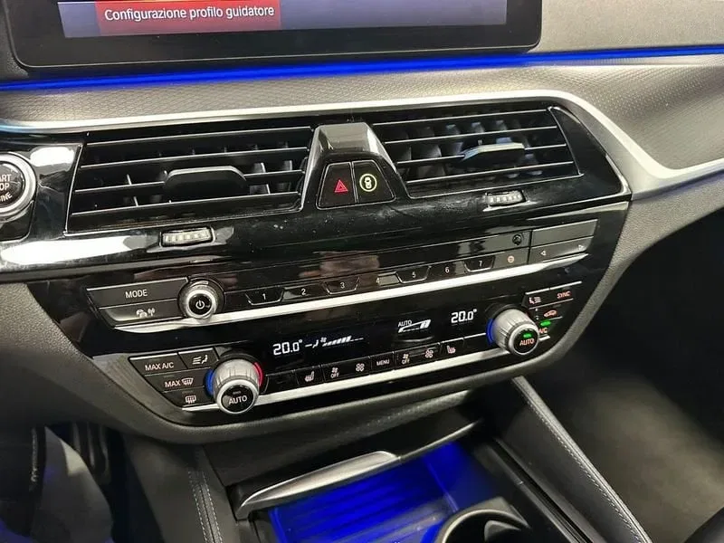 BMW 520 d 48V Msport XDrive foto 20