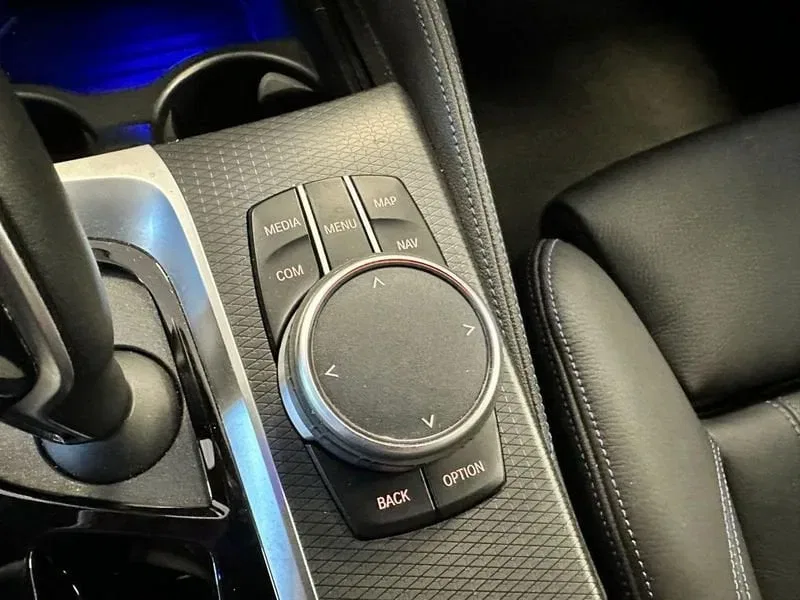 BMW 520 d 48V Msport XDrive foto 33