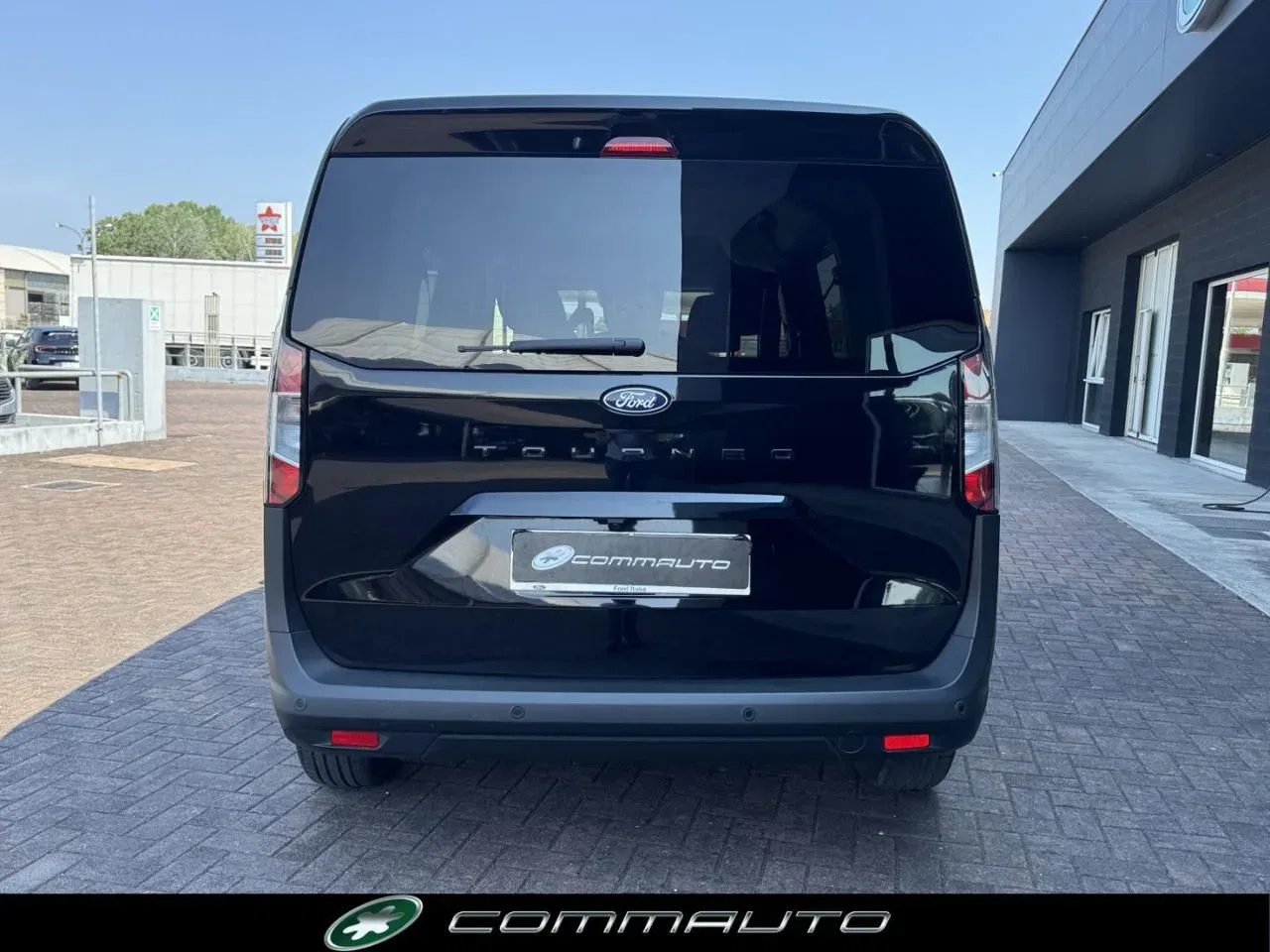 Ford Tourneo Courier 1.0 EcoBoost Titanium foto 5