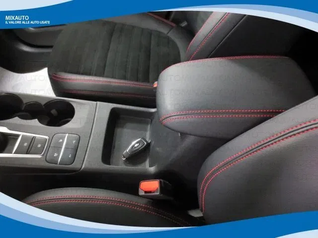 FORD Kuga 2.5 PHEV 225cv 2WD ST Line X AUT EU6 foto 8