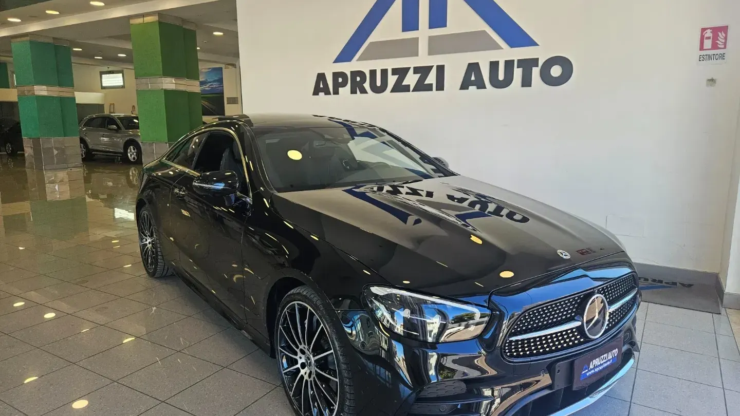 Mercedes-Benz E 300 d COUPE Auto 4Matic Mild hybr. Prem. Pl.