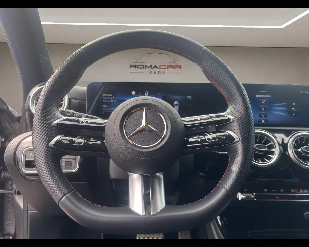 Mercedes-Benz A 180 d Automatic AMG Line Advanced Plus foto 10