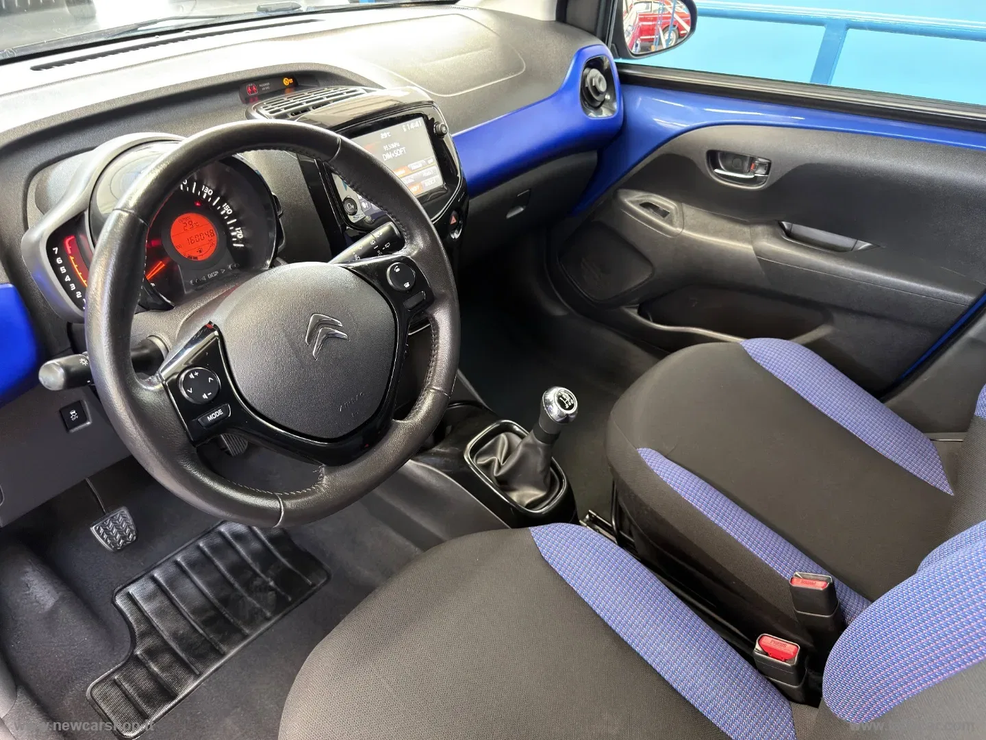 Citroen C1 VTi 72CV Shine NEOPATENTATI foto 10