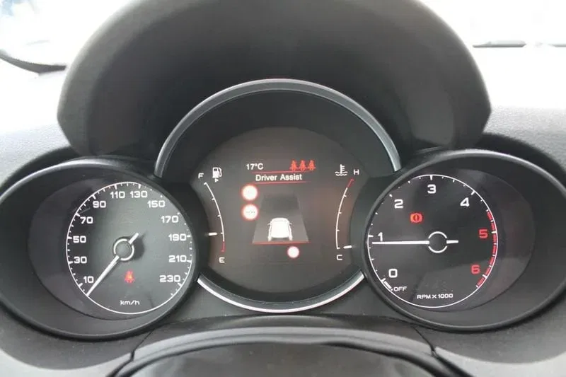 Fiat 500X 1.3 MultiJet 95 CV Cross foto 11