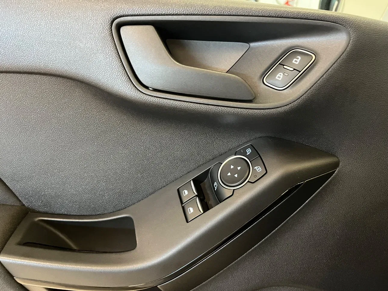 Ford Fiesta 5 Porte Fiesta 5p 1.1 Connect s&s 75cv foto 9