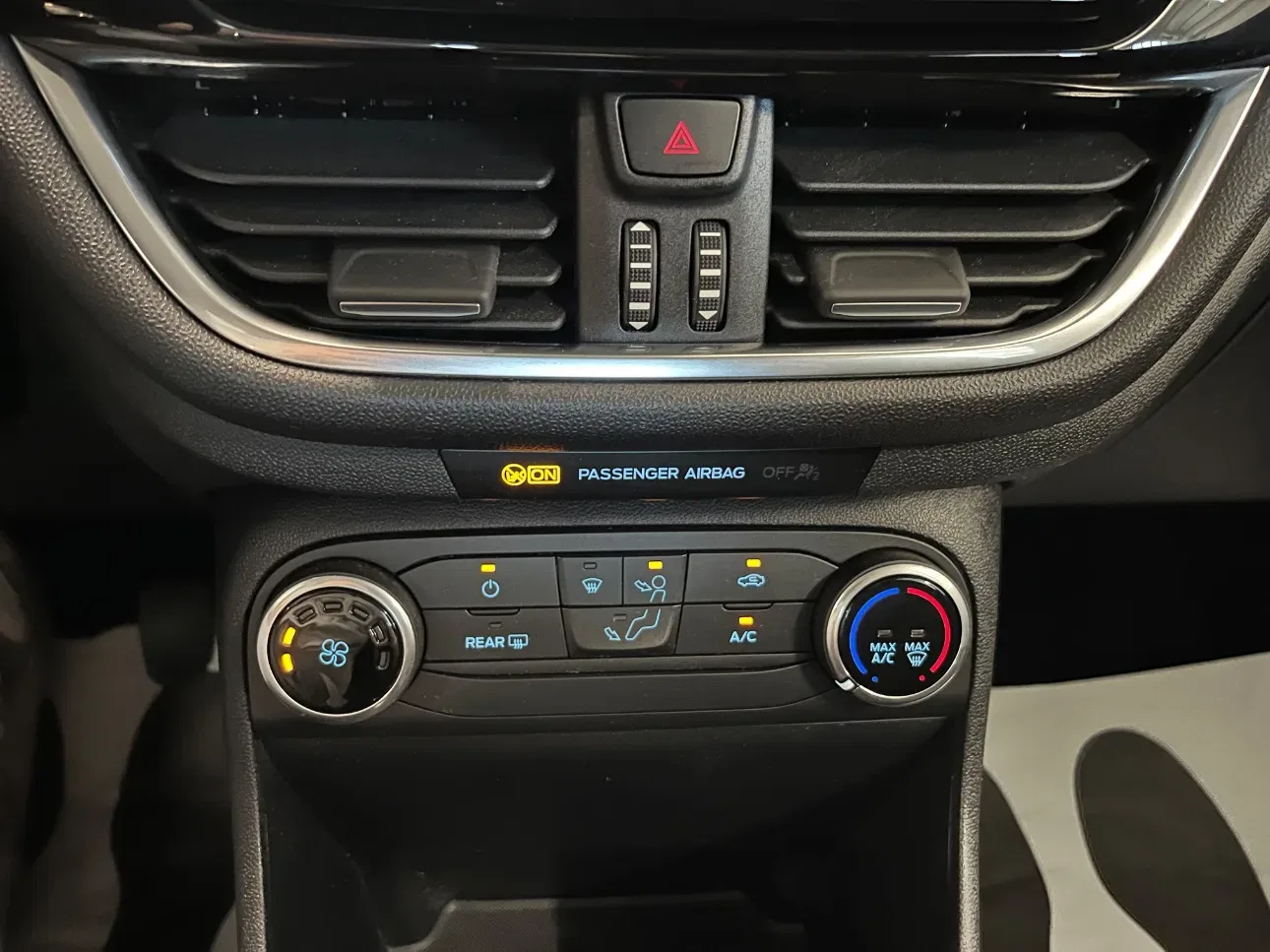 Ford Fiesta 5 Porte Fiesta 5p 1.1 Connect s&s 75cv foto 20
