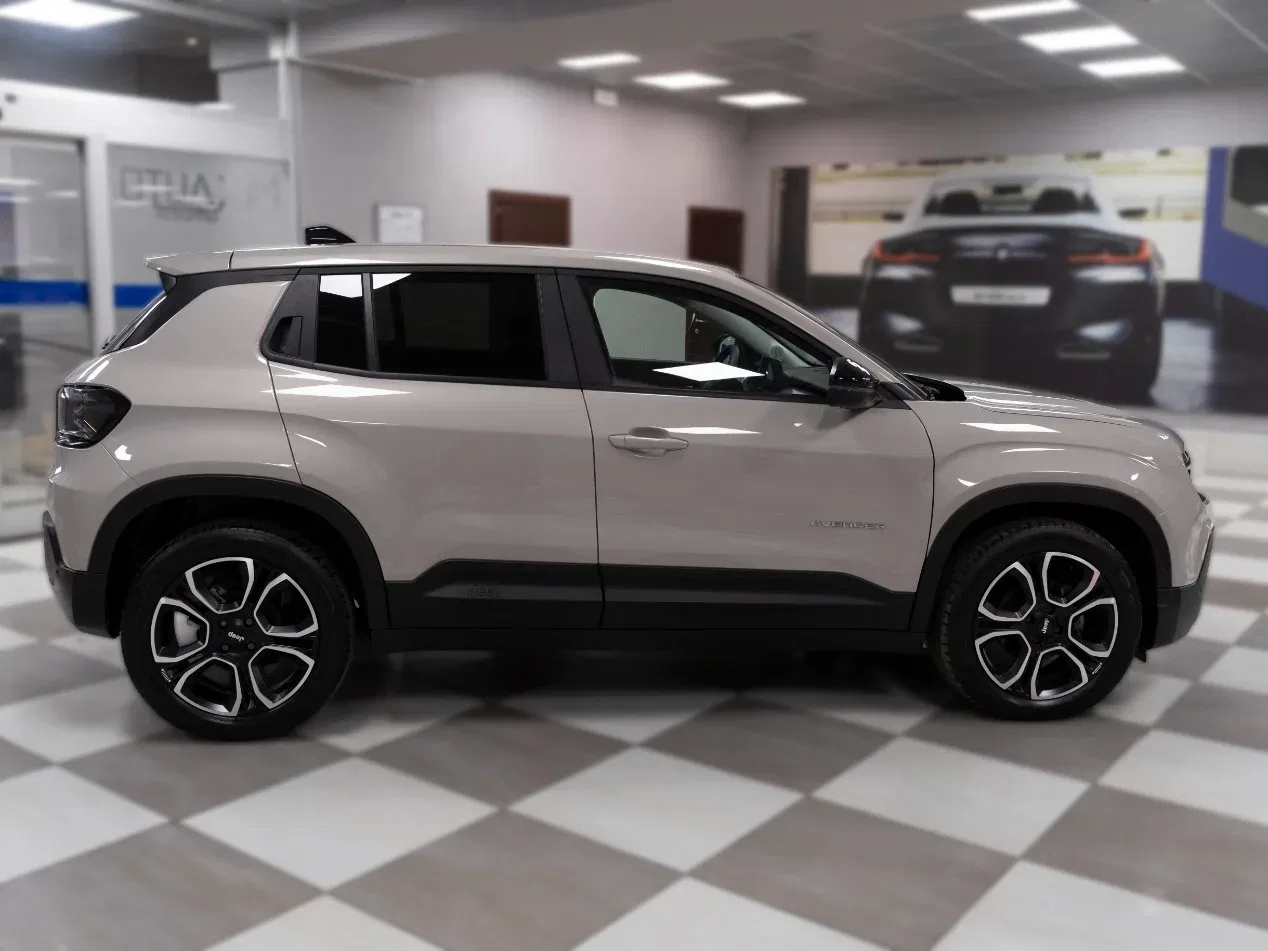 Jeep Avenger 1.2 Turbo Summit FWD 100CV foto 6