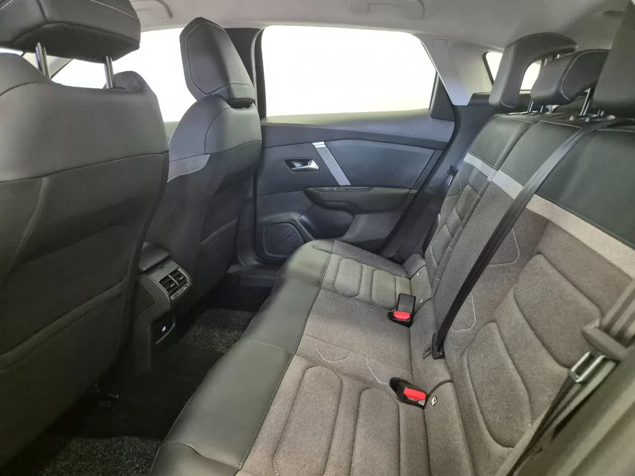 Citroen C4 1.2 puretech Max s&s 130cv - NEOPATENTATI - UNIPROPRIETARIO - Cruise/Lim - Carplay - Cam IN PROMO foto 14