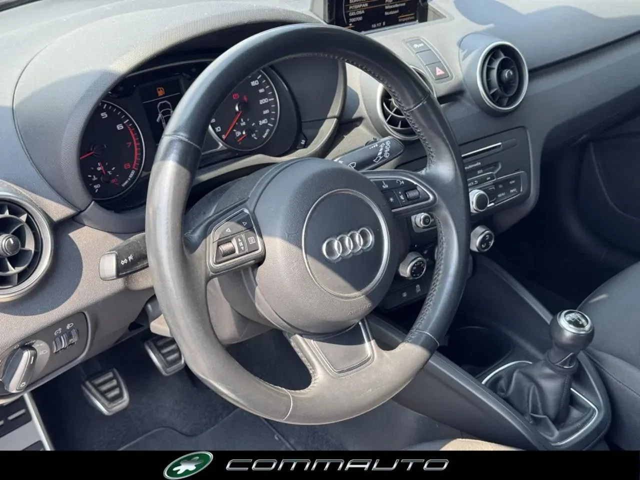 Audi A1 SPB 1.0 82CV TFSI Ultra Design foto 10