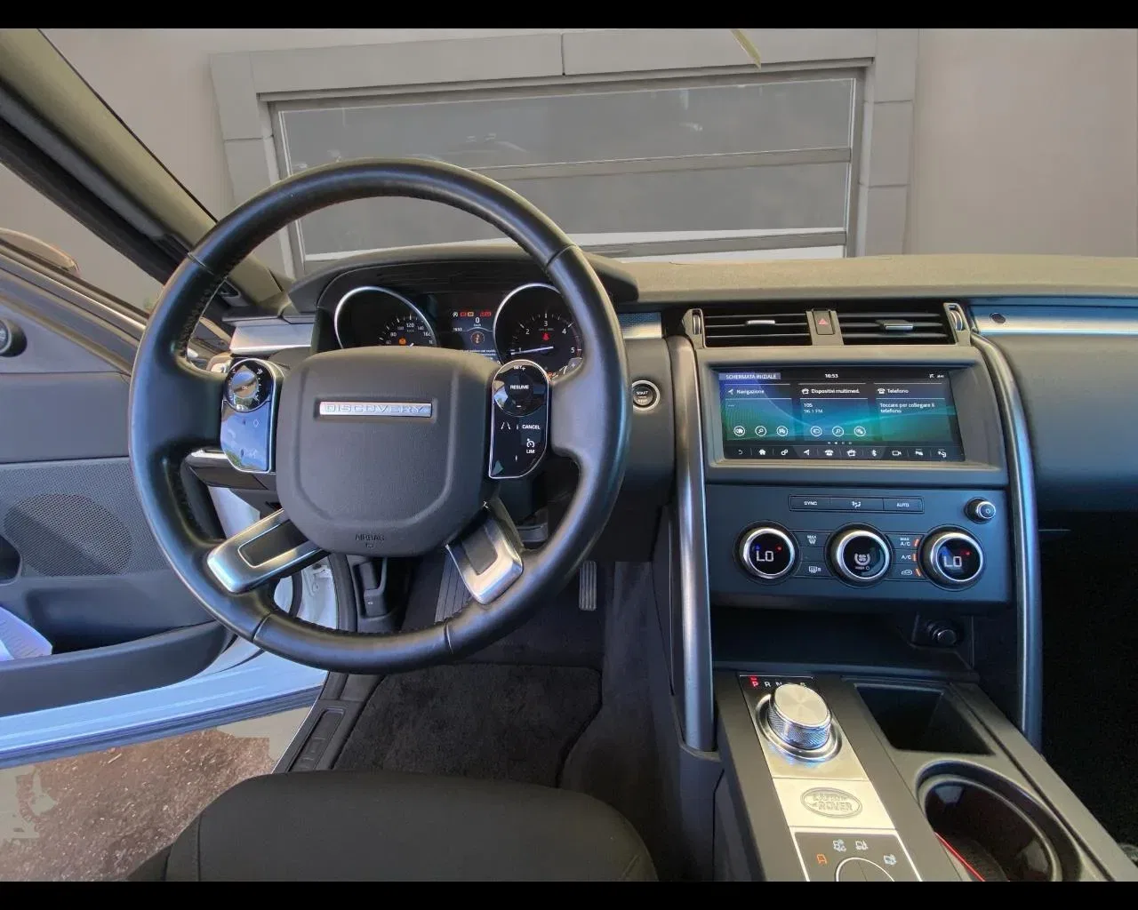 Land Rover Discovery 2.0 SD4 240 CV S foto 9
