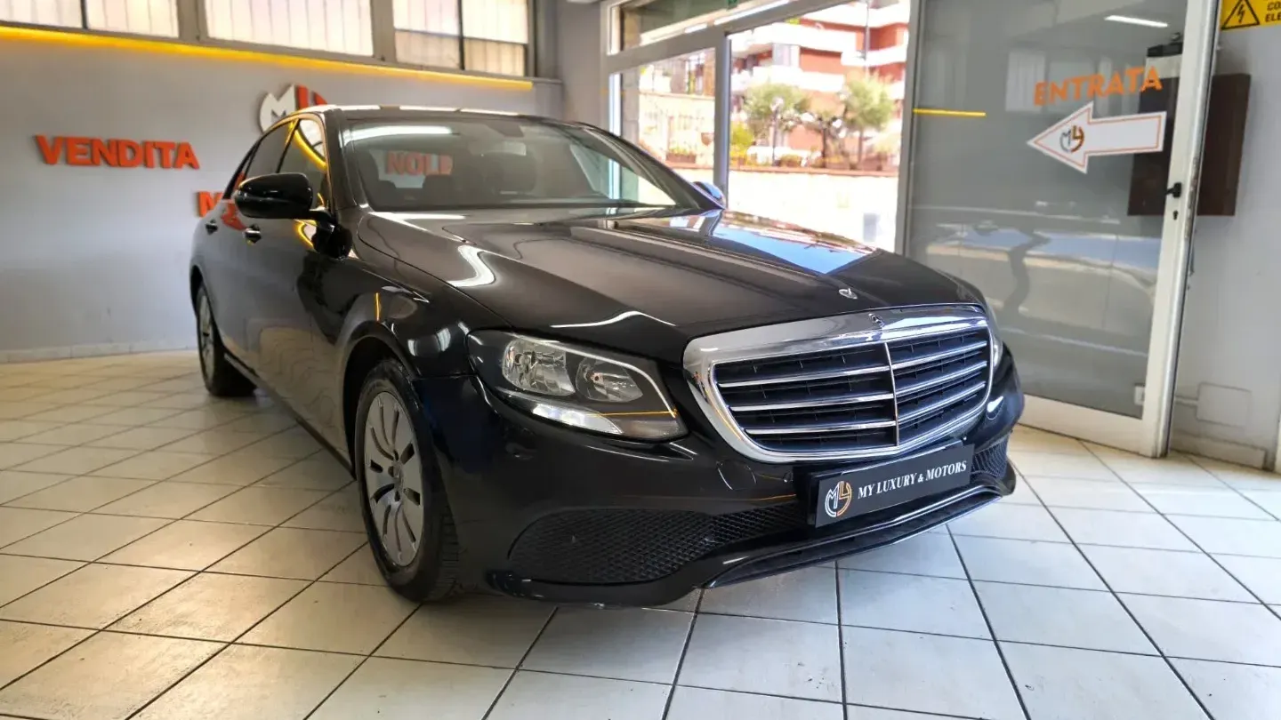 Mercedes-Benz E 220 D 194CV AUT. BERLINA