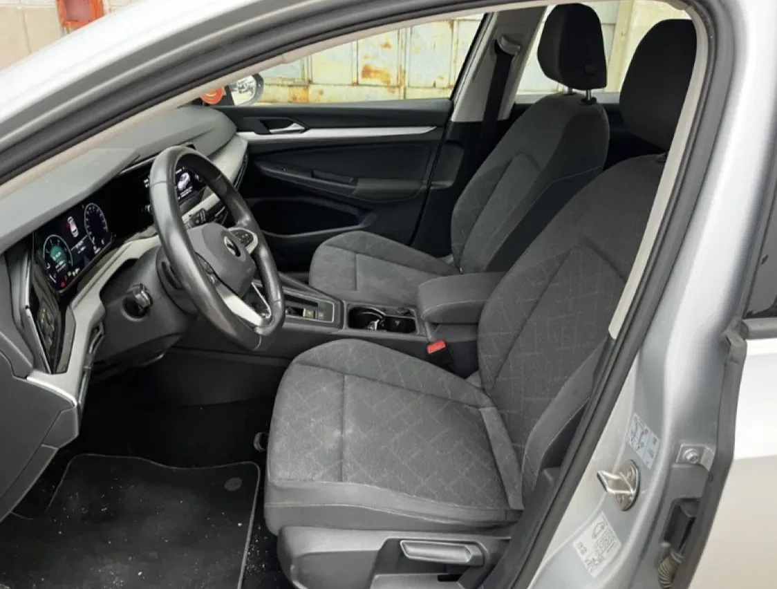 Volkswagen Golf 2.0 TDI DSG SCR Life foto 3