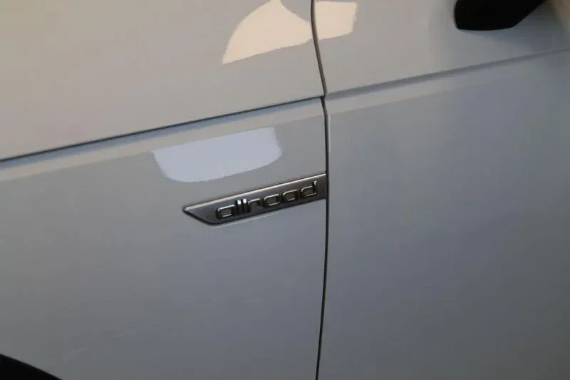 Audi A4 allroad 3.0 TDI 272 CV tiptronic Business Evolution foto 34