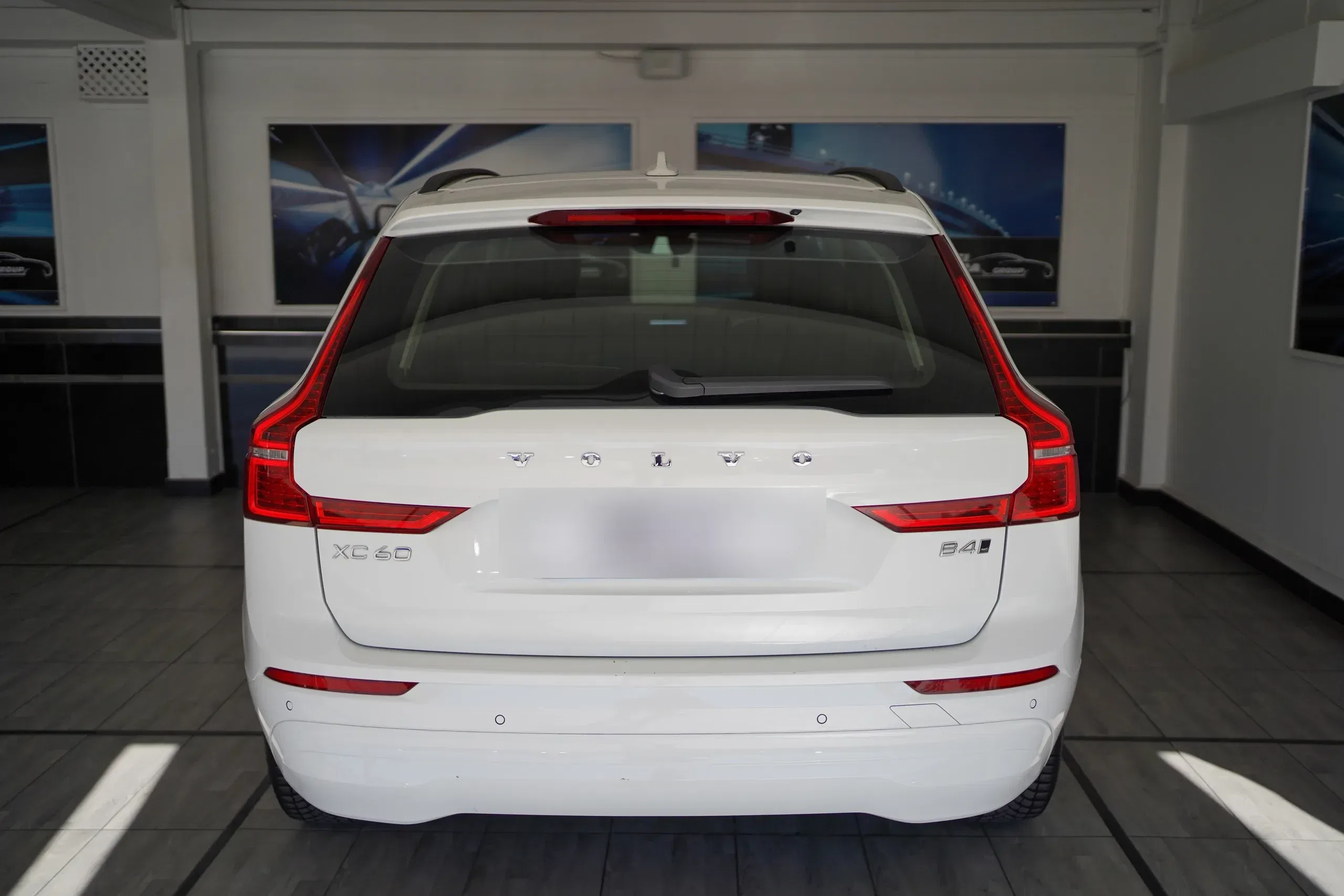 Volvo XC60 B4 (d) AWD Geartronic Momentum foto 14