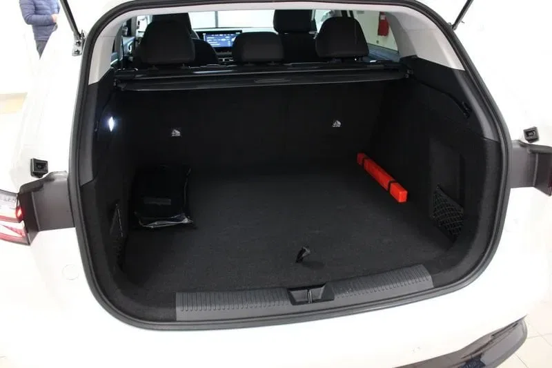 MG HS 1.5 T HEV Comfort AT foto 23
