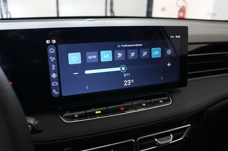 MG HS 1.5 T HEV Comfort AT foto 18