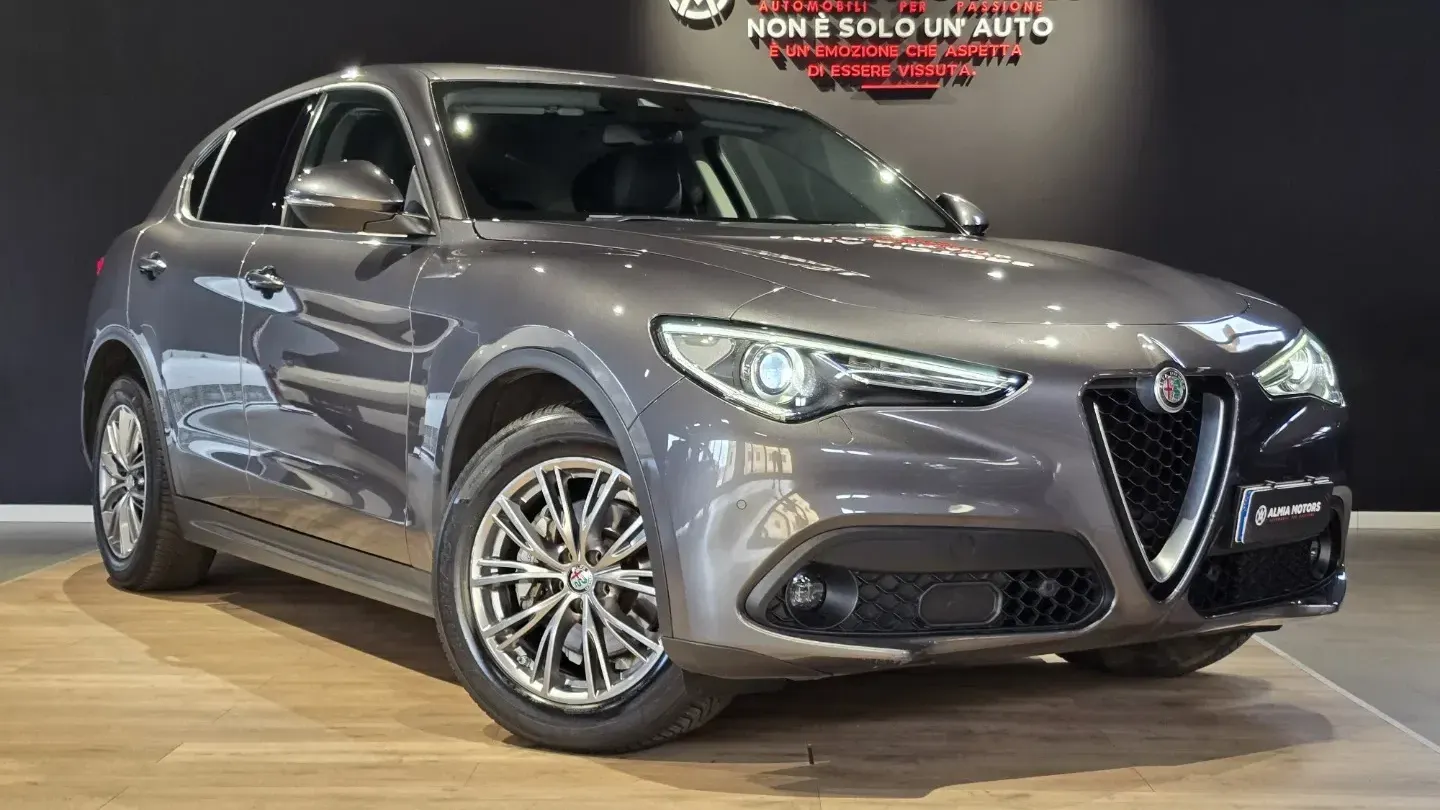 Alfa Romeo Stelvio 2.2 T.diesel 180CV AT8 RWD Exec.