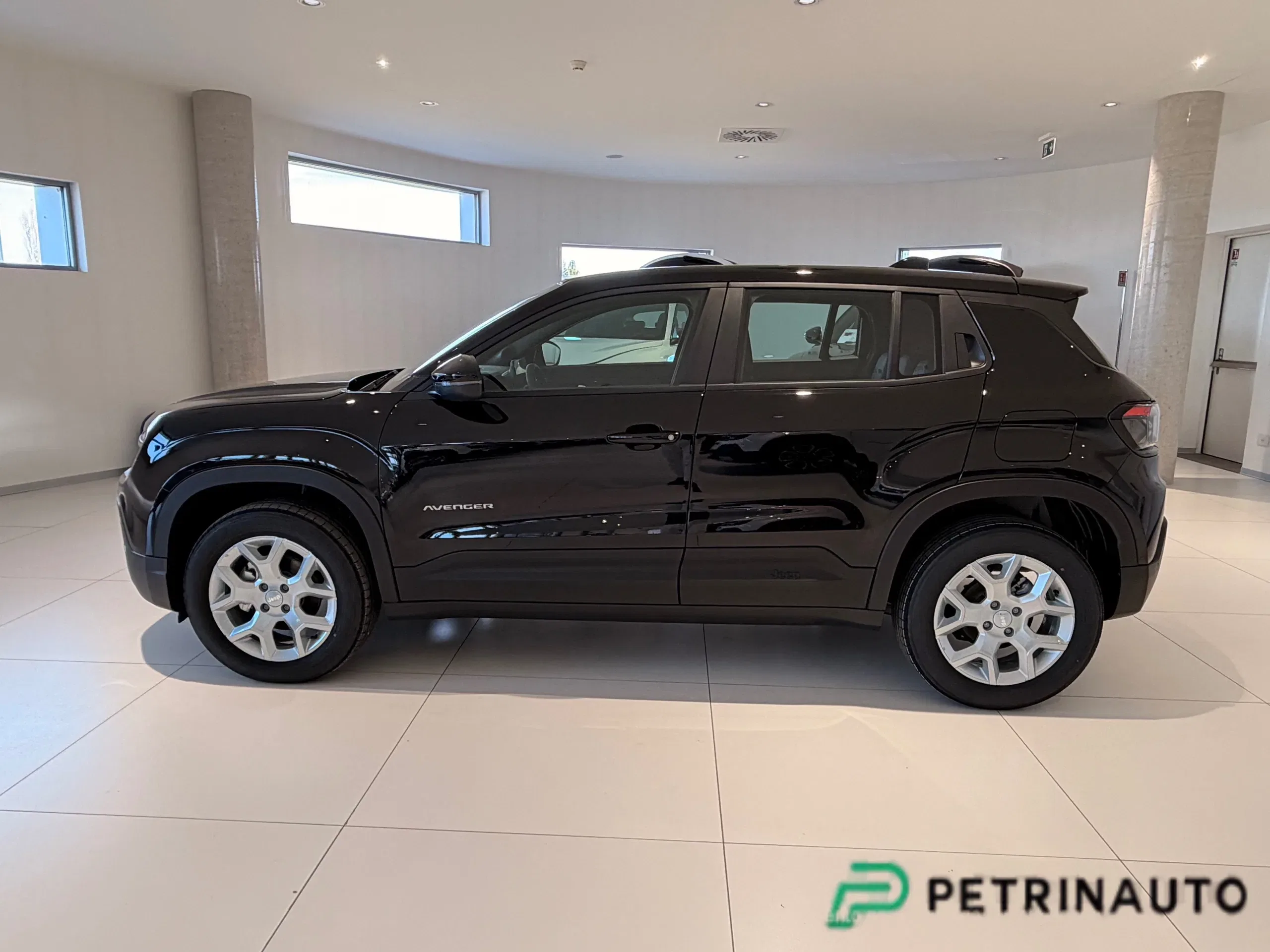 Jeep Avenger 1.2 turbo Altitude fwd 100cv Km.0 Nazionale foto 4