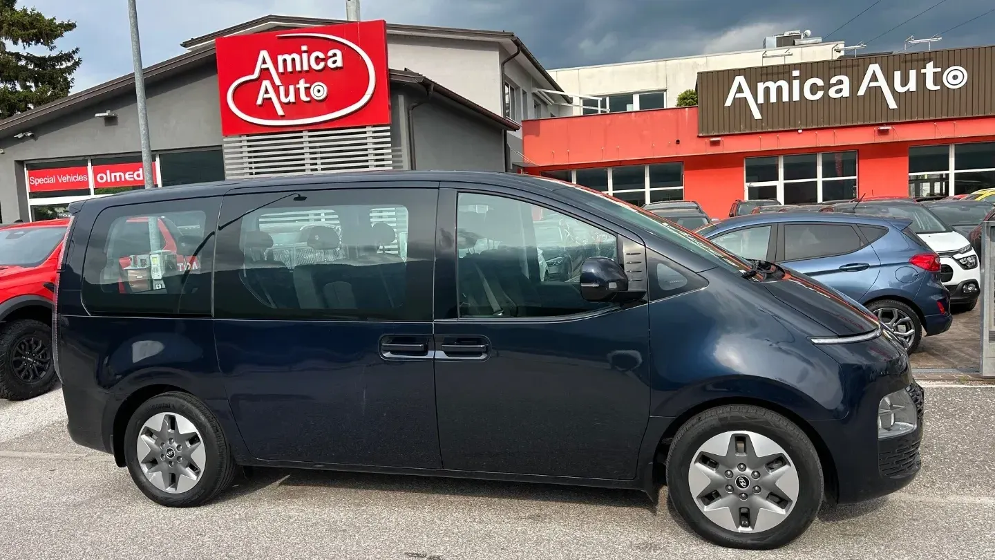 Hyundai Staria 2.2 AT 2WD 9 posti Wagon DIESEL
