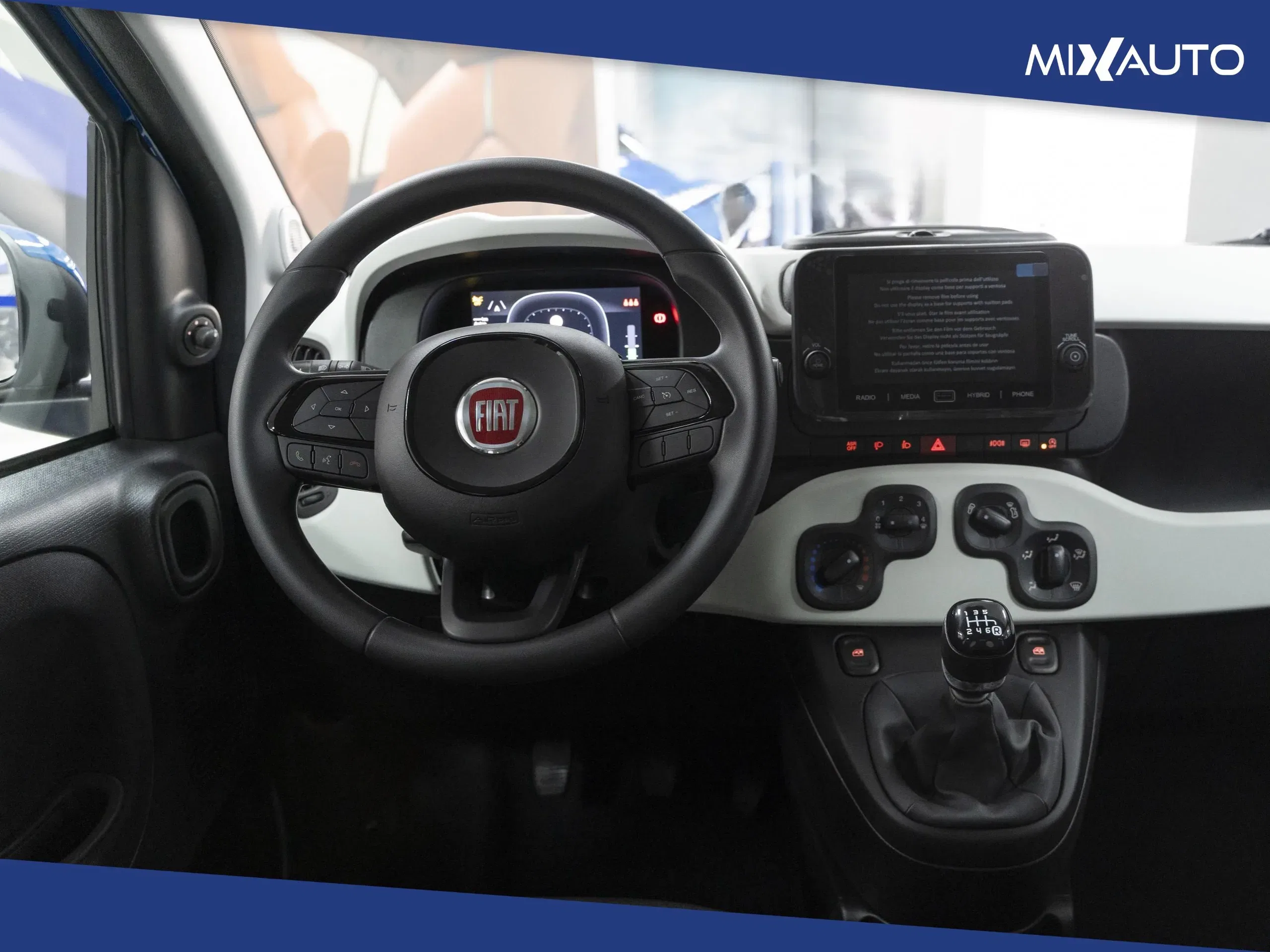 Fiat Panda Pandina Cross 1.0 Firefly Hybrid S&S 70CV foto 11